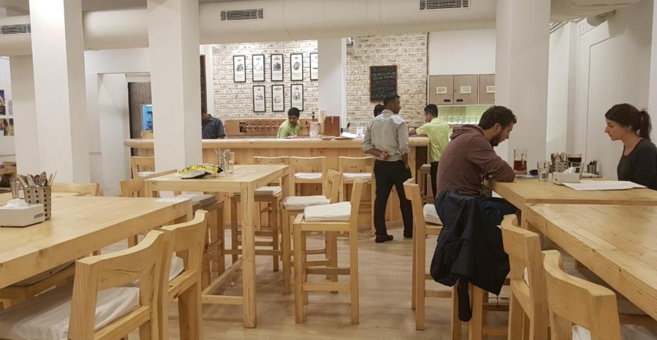 单向大陆酒店 孟买 外观 照片